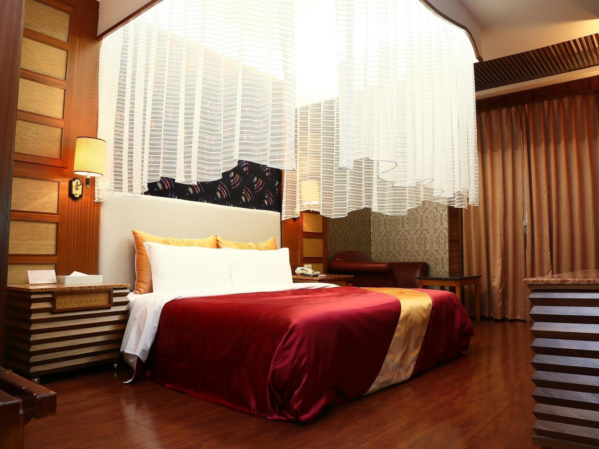 Cartier Motel Taichung Luaran gambar